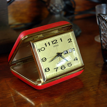 SEIKO　レトロなトラベルクロック～手巻きぜんまい置き時計～